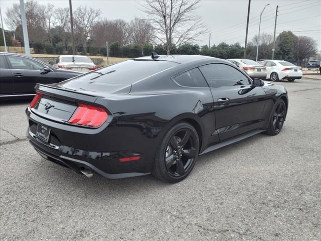 2022 Ford Mustang EcoBoost