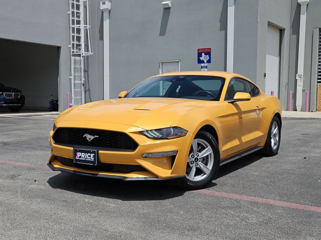 2022 Ford Mustang EcoBoost