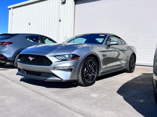 2022 Ford Mustang EcoBoost