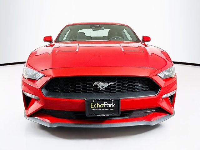 2022 Ford Mustang EcoBoost