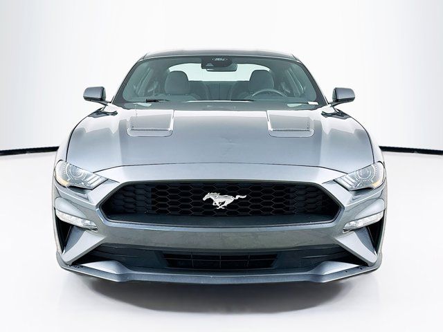 2022 Ford Mustang EcoBoost