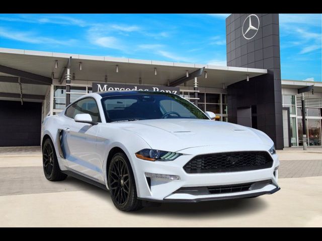 2022 Ford Mustang EcoBoost