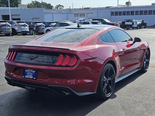 2022 Ford Mustang EcoBoost