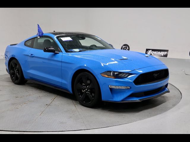 2022 Ford Mustang EcoBoost