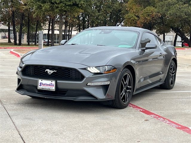 2022 Ford Mustang EcoBoost