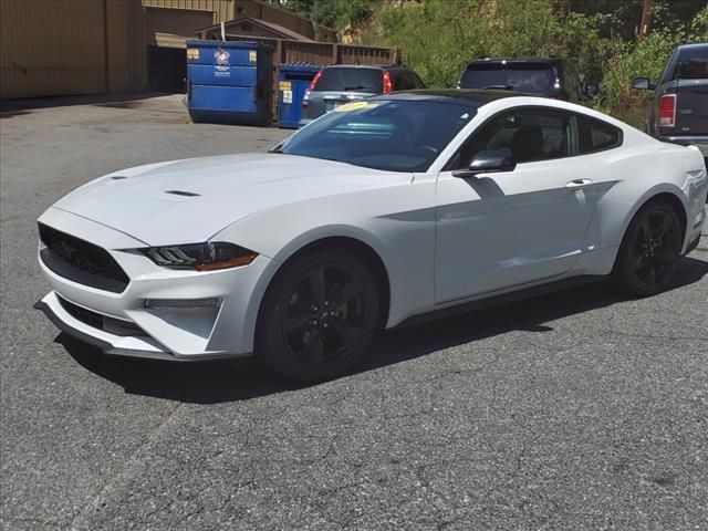 2022 Ford Mustang EcoBoost