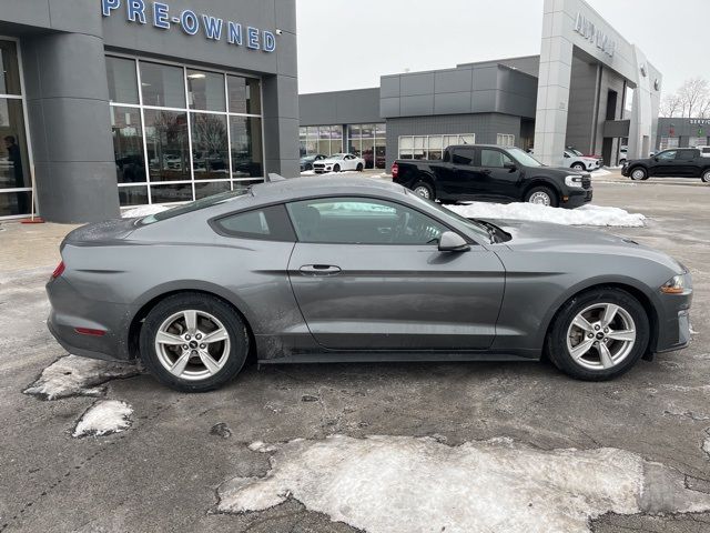 2022 Ford Mustang EcoBoost