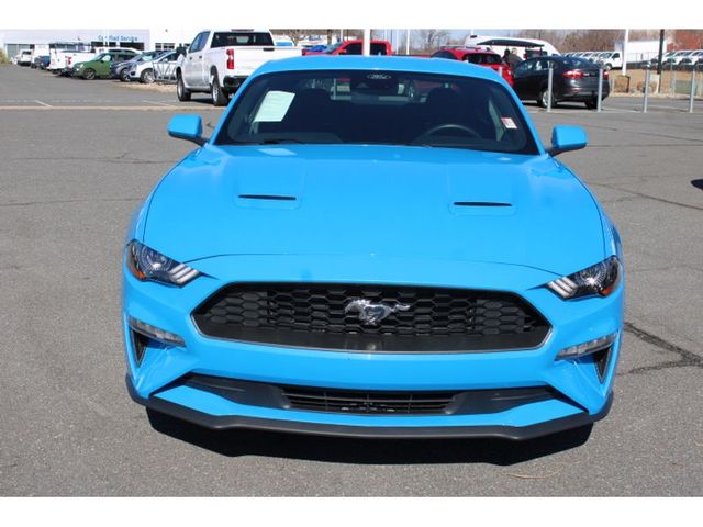 2022 Ford Mustang EcoBoost