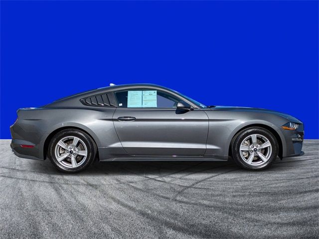 2022 Ford Mustang EcoBoost