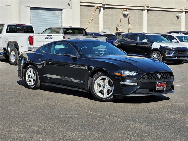 2022 Ford Mustang EcoBoost