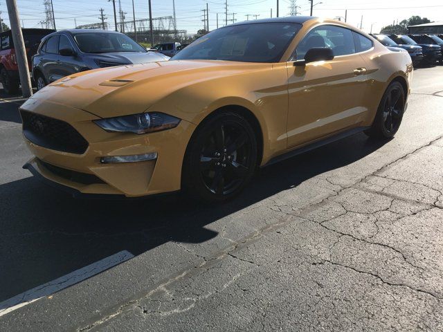 2022 Ford Mustang EcoBoost