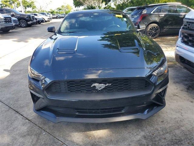 2022 Ford Mustang EcoBoost