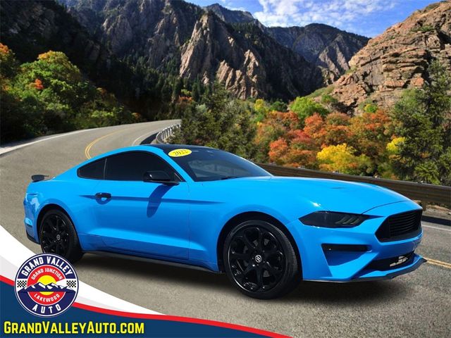 2022 Ford Mustang EcoBoost