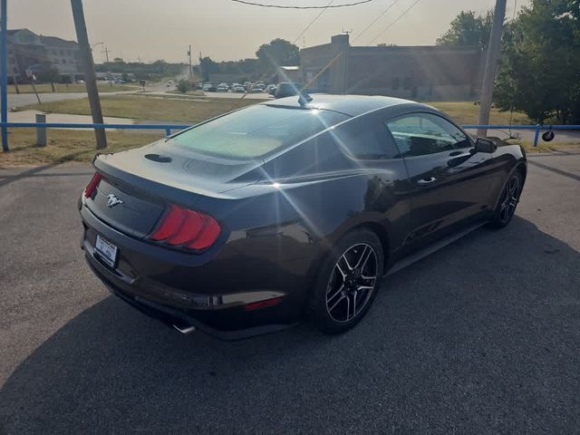 2022 Ford Mustang EcoBoost