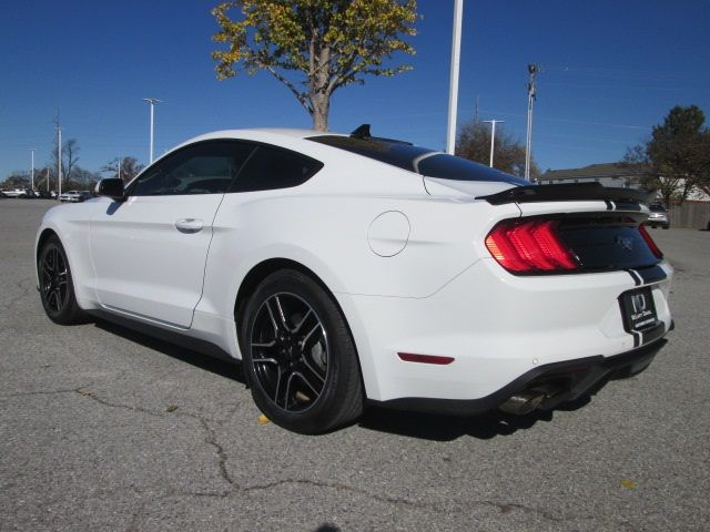 2022 Ford Mustang EcoBoost