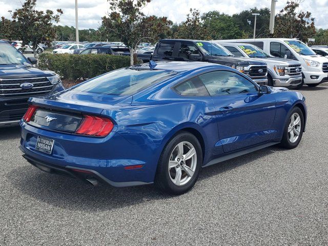 2022 Ford Mustang EcoBoost