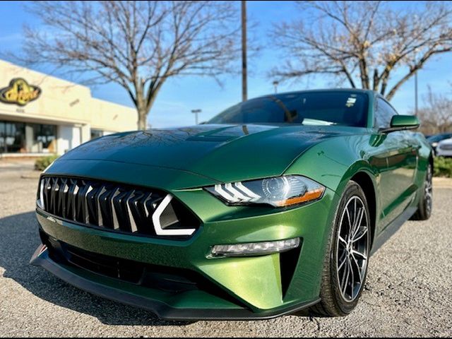 2022 Ford Mustang EcoBoost