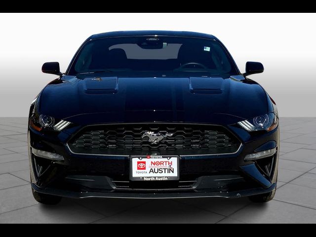 2022 Ford Mustang EcoBoost