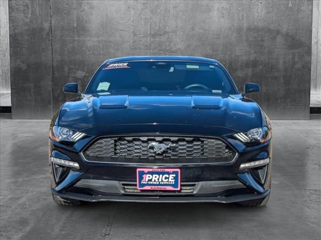 2022 Ford Mustang EcoBoost