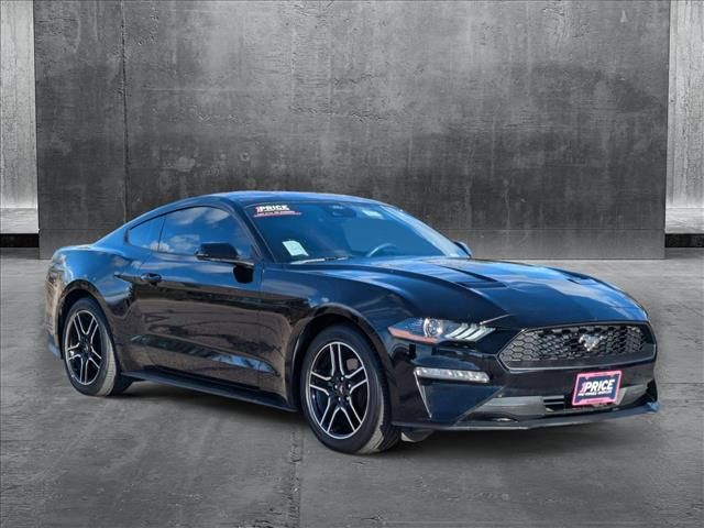 2022 Ford Mustang EcoBoost