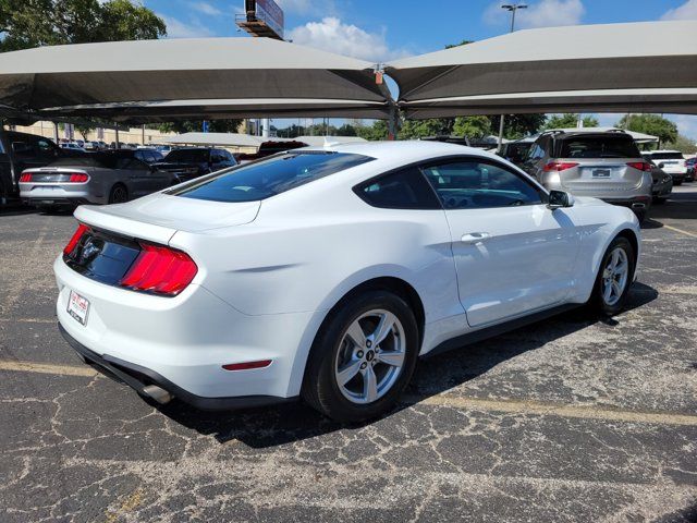 2022 Ford Mustang EcoBoost