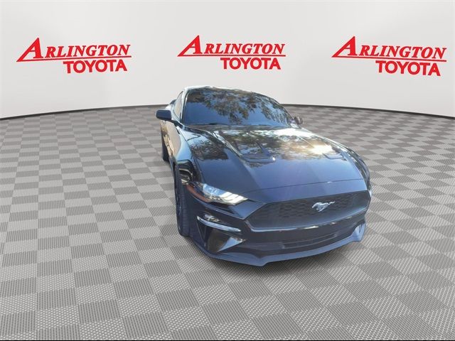 2022 Ford Mustang EcoBoost