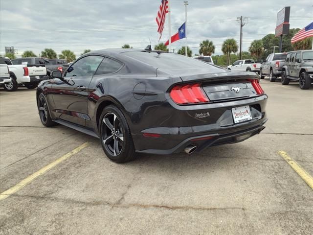 2022 Ford Mustang EcoBoost