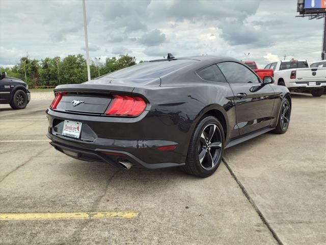 2022 Ford Mustang EcoBoost