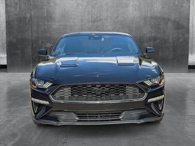 2022 Ford Mustang EcoBoost