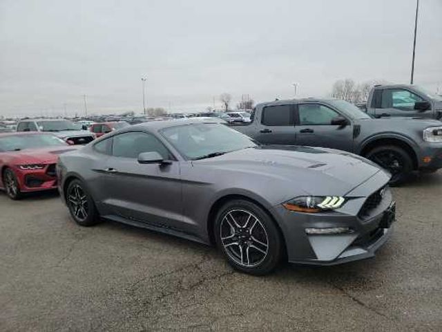 2022 Ford Mustang EcoBoost