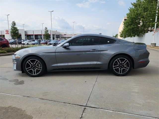 2022 Ford Mustang EcoBoost