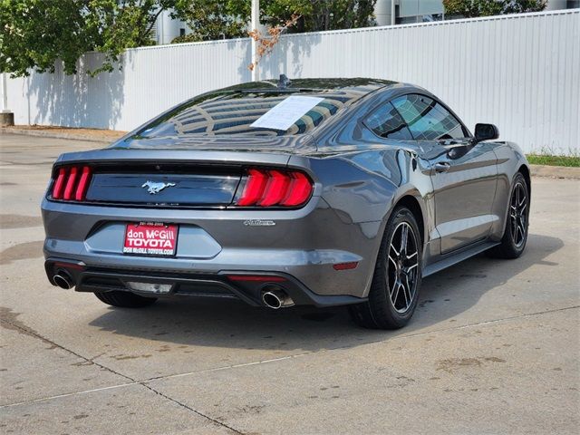 2022 Ford Mustang EcoBoost