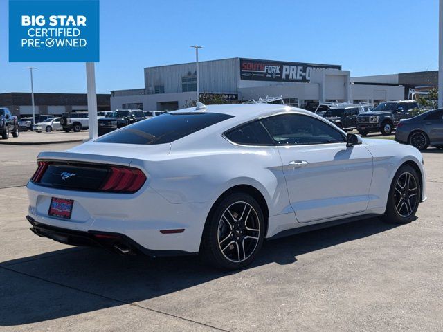 2022 Ford Mustang EcoBoost