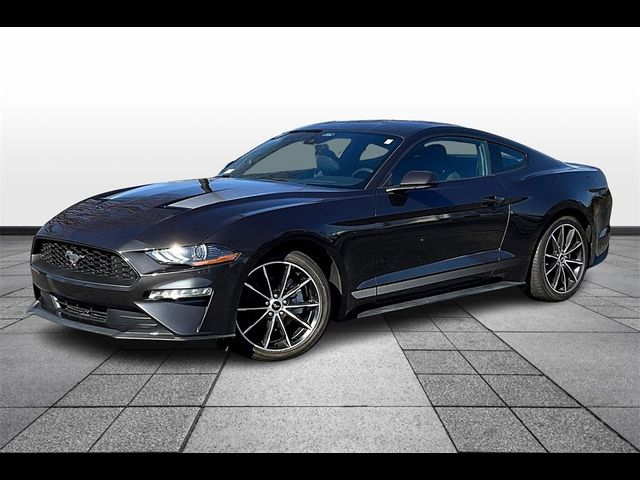 2022 Ford Mustang EcoBoost