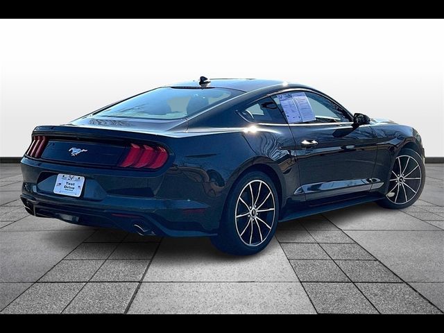 2022 Ford Mustang EcoBoost