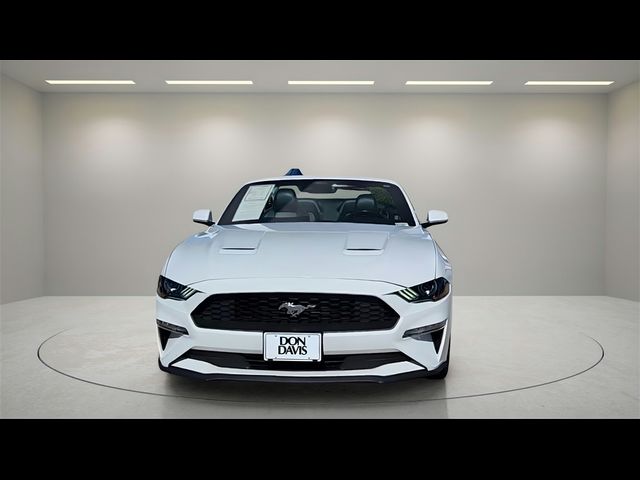 2022 Ford Mustang EcoBoost