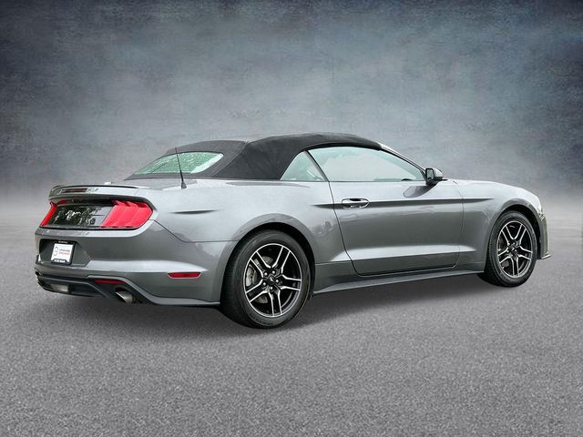 2022 Ford Mustang EcoBoost