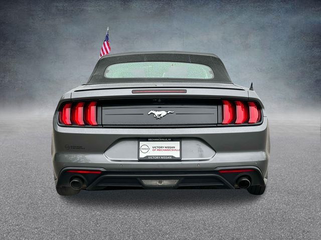 2022 Ford Mustang EcoBoost