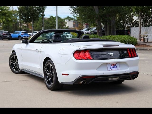 2022 Ford Mustang EcoBoost