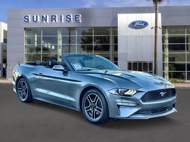 2022 Ford Mustang EcoBoost