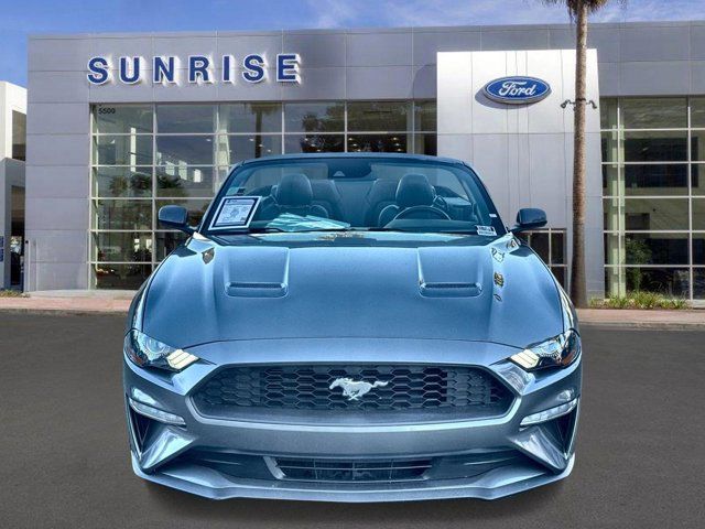 2022 Ford Mustang EcoBoost