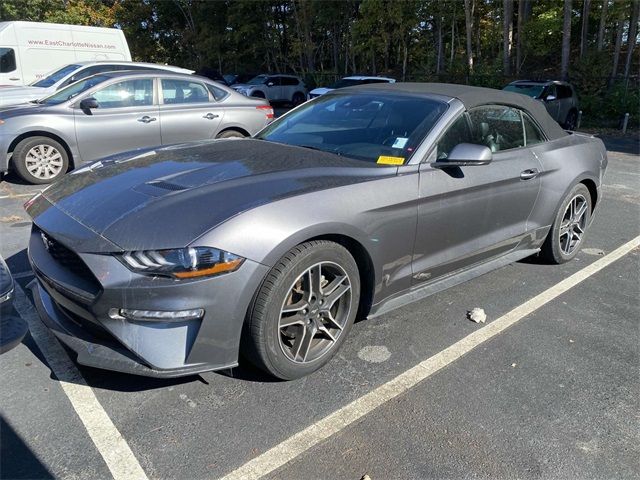 2022 Ford Mustang EcoBoost