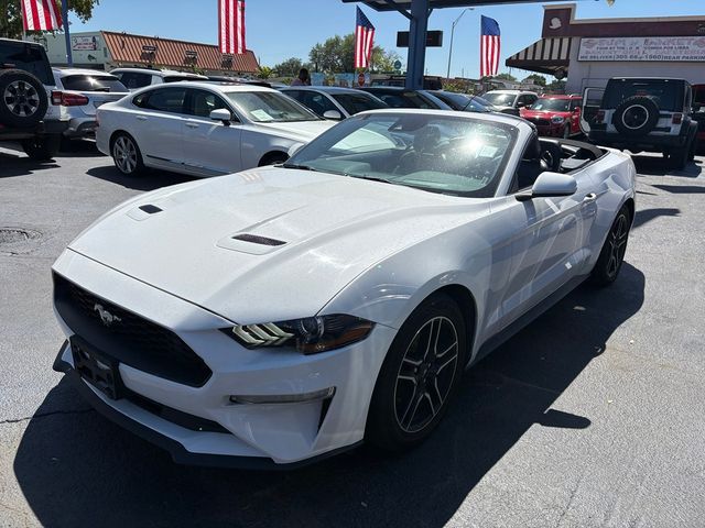 2022 Ford Mustang EcoBoost