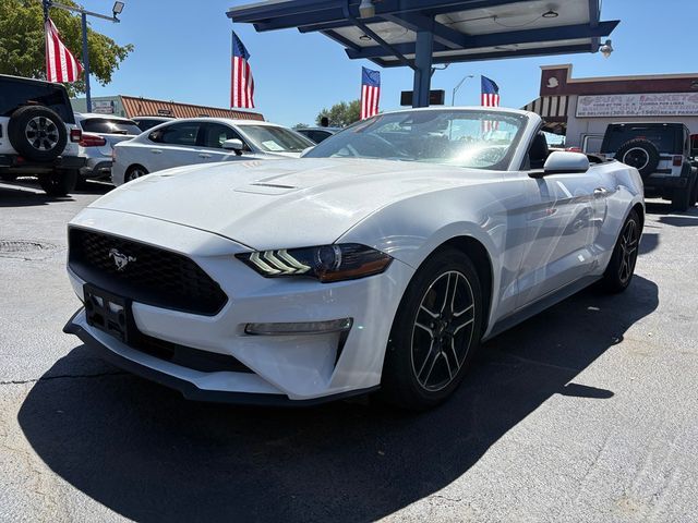 2022 Ford Mustang EcoBoost