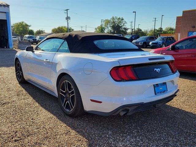 2022 Ford Mustang EcoBoost