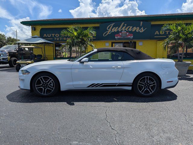 2022 Ford Mustang EcoBoost