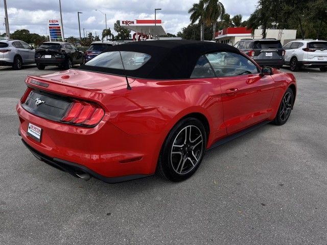 2022 Ford Mustang EcoBoost