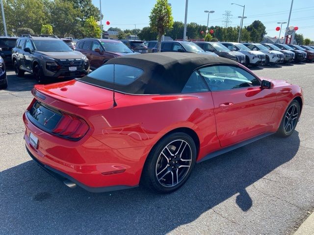 2022 Ford Mustang EcoBoost