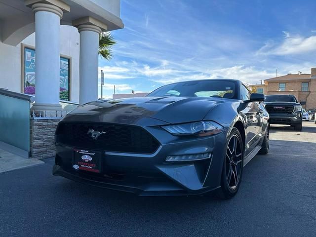 2022 Ford Mustang EcoBoost