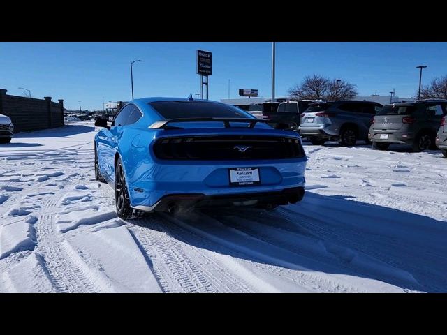 2022 Ford Mustang EcoBoost Premium